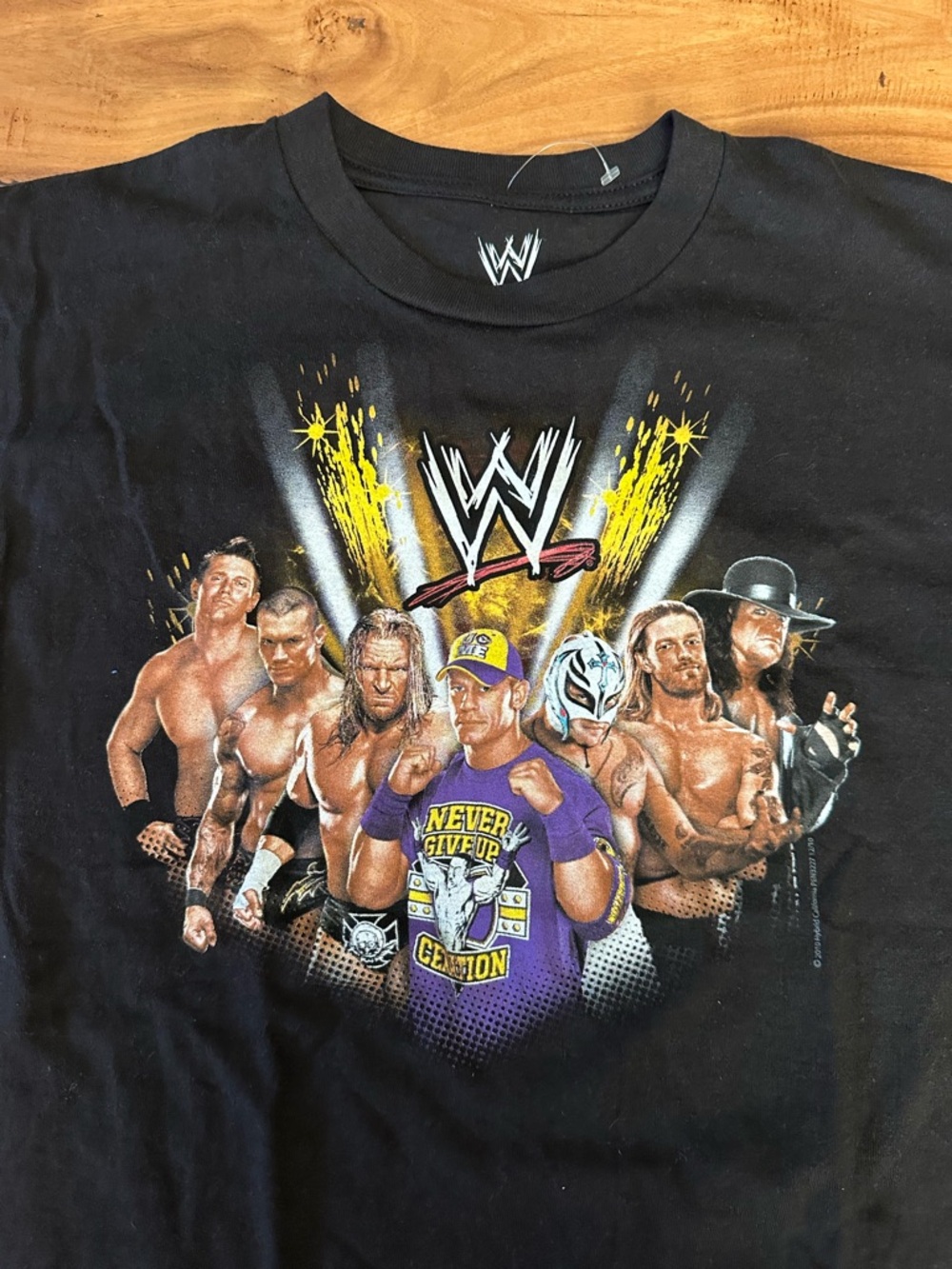 2010 WWE Superstars Graphic Tee Youth Large NWOT